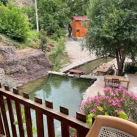 Kapuzbasi Selalesi Bastuerk Dinlenme Tesisleri Hotell Büyükçakır Eksteriør bilde